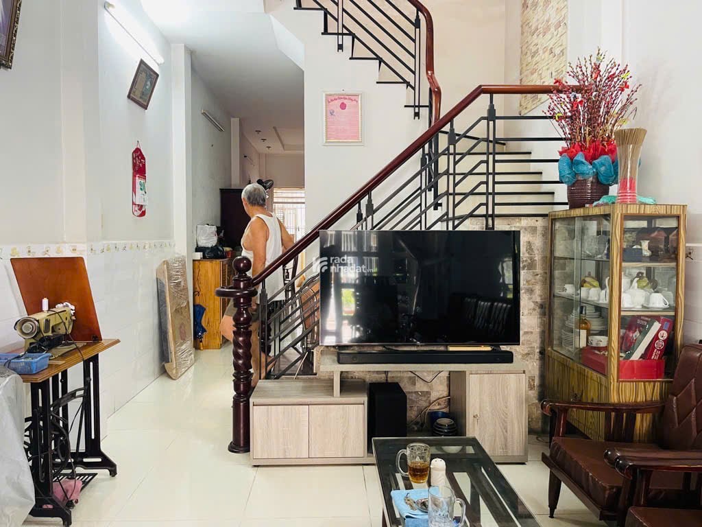 Nhà Đẹp 3 Tầng Diện Tích 66m2  Đường Xe Tải  Ô Bàn Cờ Ra Lê Đức Thọ P 15 Gò Vấp