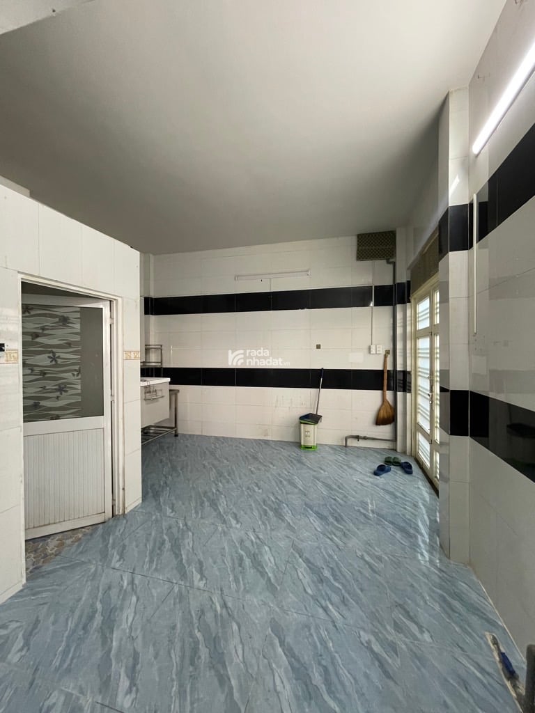 BÁN NHÀ AN DƯƠNG VƯƠNG 35M2 3.X TỶ 4PN HẺM XE HƠI NGỦ GIÁP QUẬN 6 TÂN PHÚ