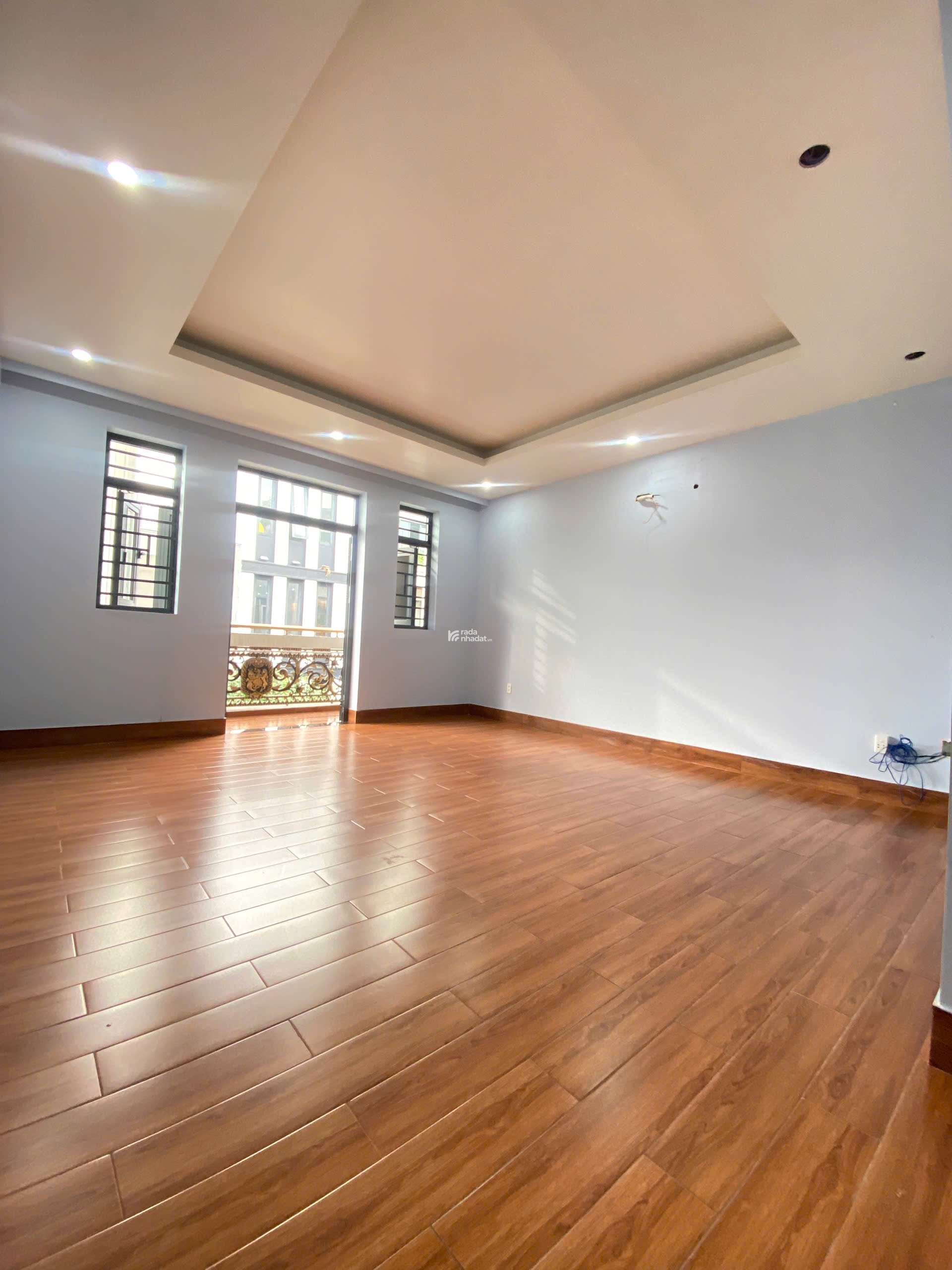 NHÀ ĐẸP SỔ HỒNG RIÊNG NẰM NGAY TÂN KỲ TÂN QUÝ - GIÁ 8 TỶ 350 THƯƠNG LƯỢNG