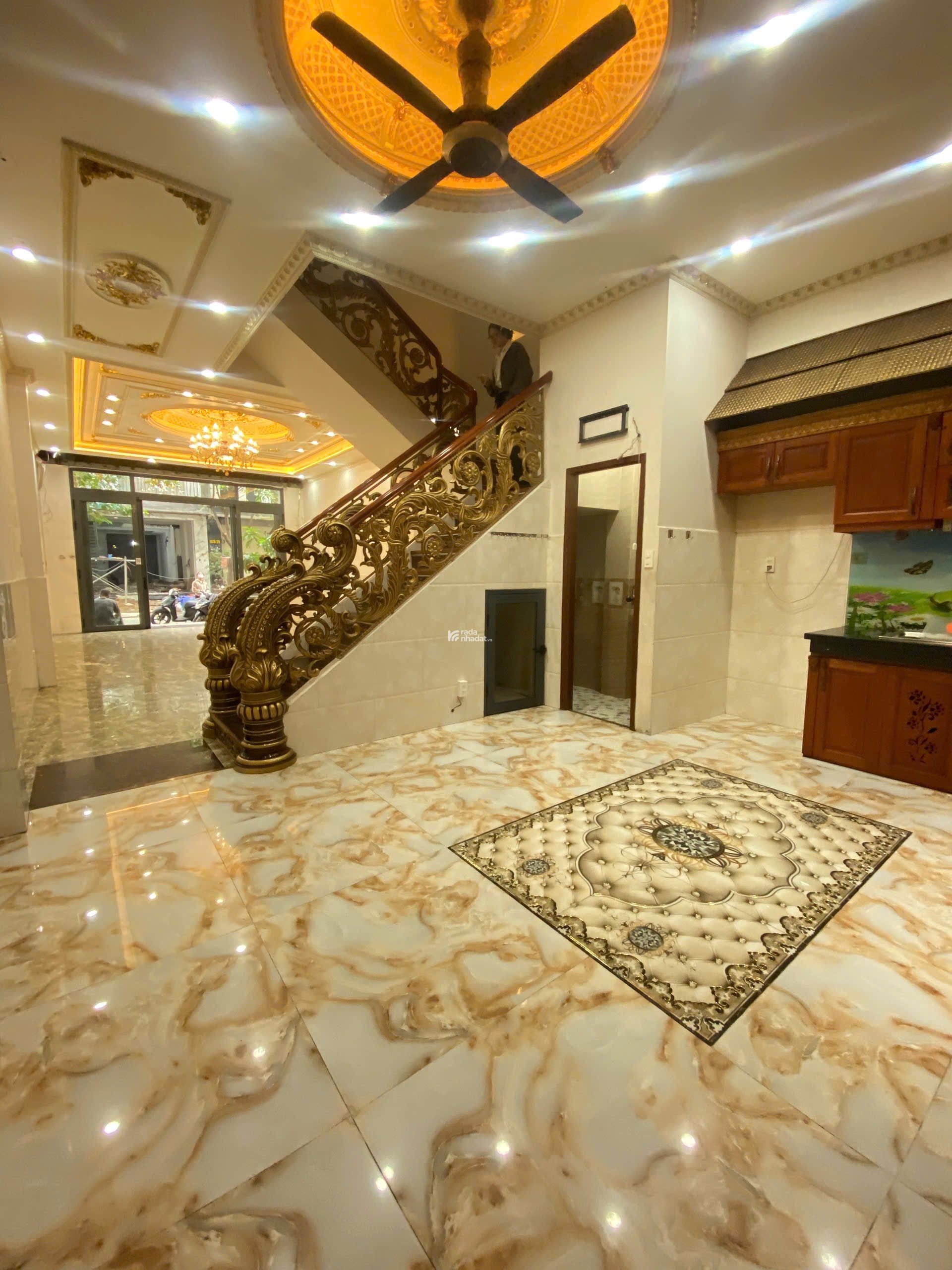 NHÀ ĐẸP SỔ HỒNG RIÊNG NẰM NGAY TÂN KỲ TÂN QUÝ - GIÁ 8 TỶ 350 THƯƠNG LƯỢNG