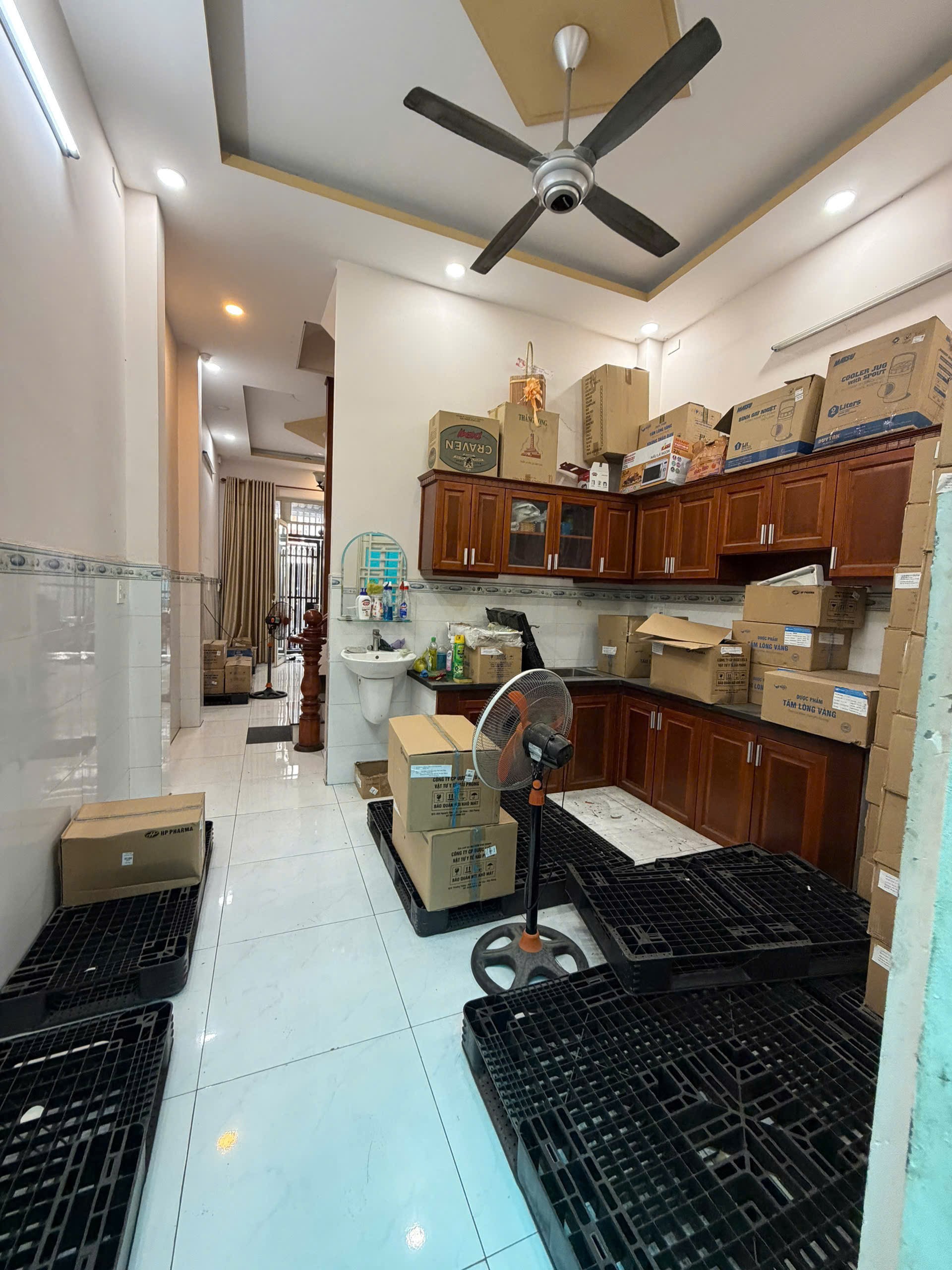 Nhà đẹp 4 tầng H6M khu phân lô đồng bộ Gò Dầu, Tân Sơn Nhì, Tân Phú chỉ 7.8 tỷ 