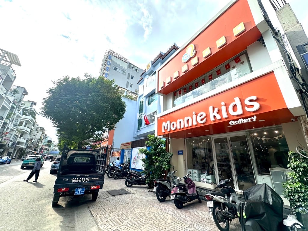 MẶT TIỀN KINH DOANH QUẬN 3 - NGANG 6M CỰC ĐẸP - VỈA HÈ 5M - HĐT 70TR/THÁNG - GIÁ 60TỶ_122M2