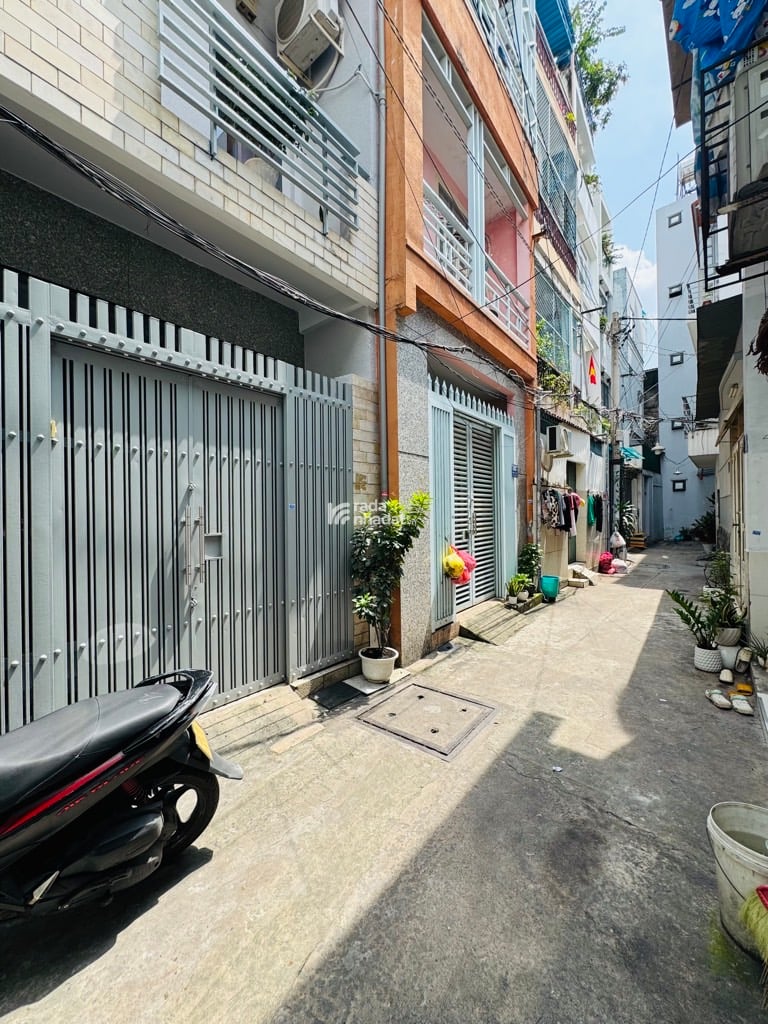 SÁT HẺM XE HƠI NGUYỄN BẶC, TÂN BÌNH, 26M2 CÓ KC Ở NGAY. GIẢM 350TR CHỈ 4T TL 