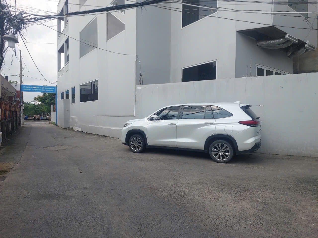 Bán nhà Quận 7 ngang 5m dài 28m dòng tiền hơn 40tr tháng nhà 3 tầng chỉ 12 tỷ nhỉnh