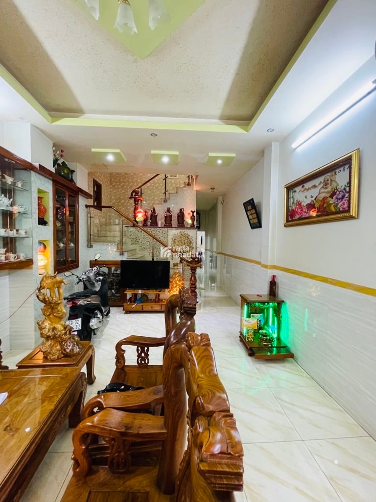 Bán Gấp Mặt Tiền Kinh Doanh Siêu Đỉnh Đường Văn Cao - Tân phú 130m2 Chỉ Hơn 15tỷ