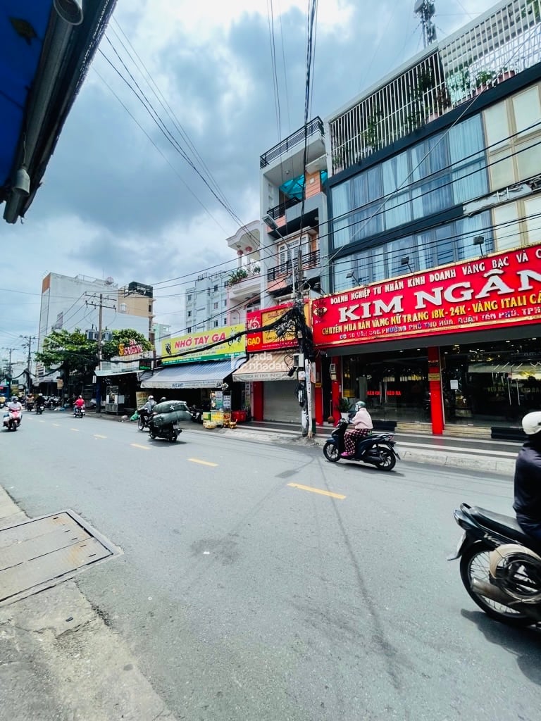 Bán Gấp Mặt Tiền Kinh Doanh Siêu Đỉnh Đường Văn Cao - Tân phú 130m2 Chỉ Hơn 15tỷ