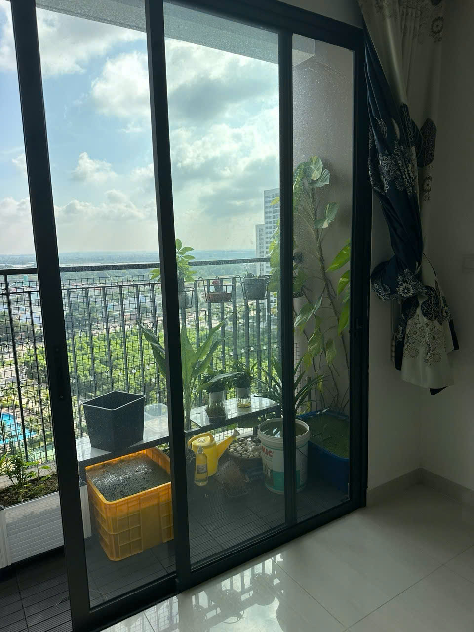 Bán nhanh căn góc 2PN DT 69m2 khu Origami  View Đông Bắc Chỉ 3,35 tỷ