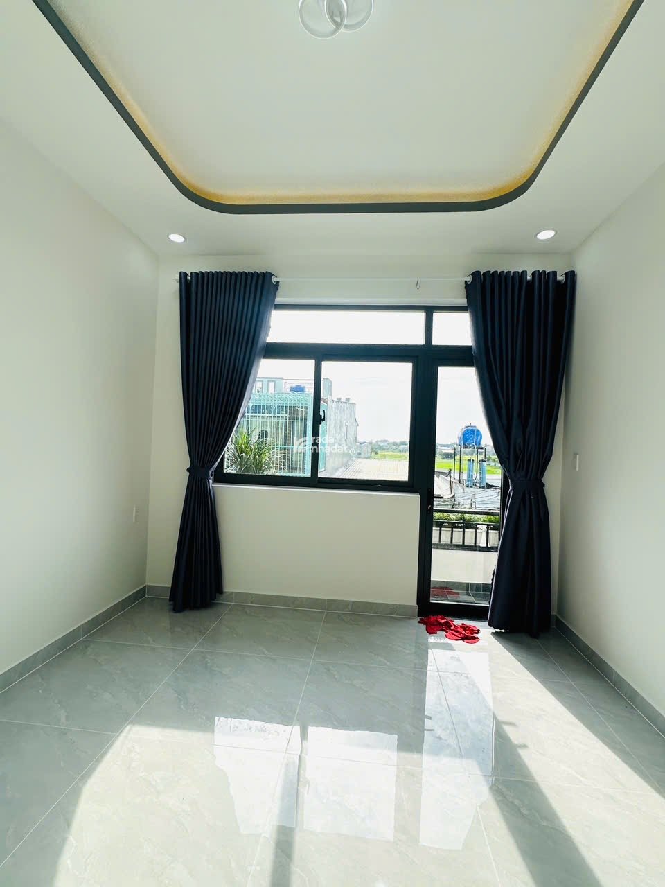 Bán nhà giáp hóc môn, xã Mỹ Hạnh, shr hoàn công có 3Pn, nhà mới xây