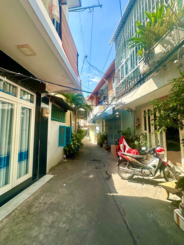 TRUNG TÂM QUẬN 11 - HỒNG BÀNG - 3 THÁNG 2 - NHÀ MỚI ĐẸP 2 TẦNG - TẶNG FULL NỘI THẤT - 20M RA HXH