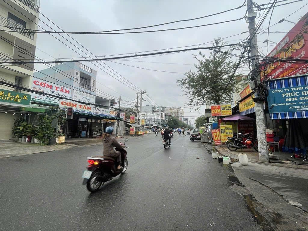 Giảm sâu chỉ còn 12.5 Tỷ CHDV 5 tầng  Phạm Văn Bạch  P15  Tân Bình  5.2x20m  Hẻm 6m thông