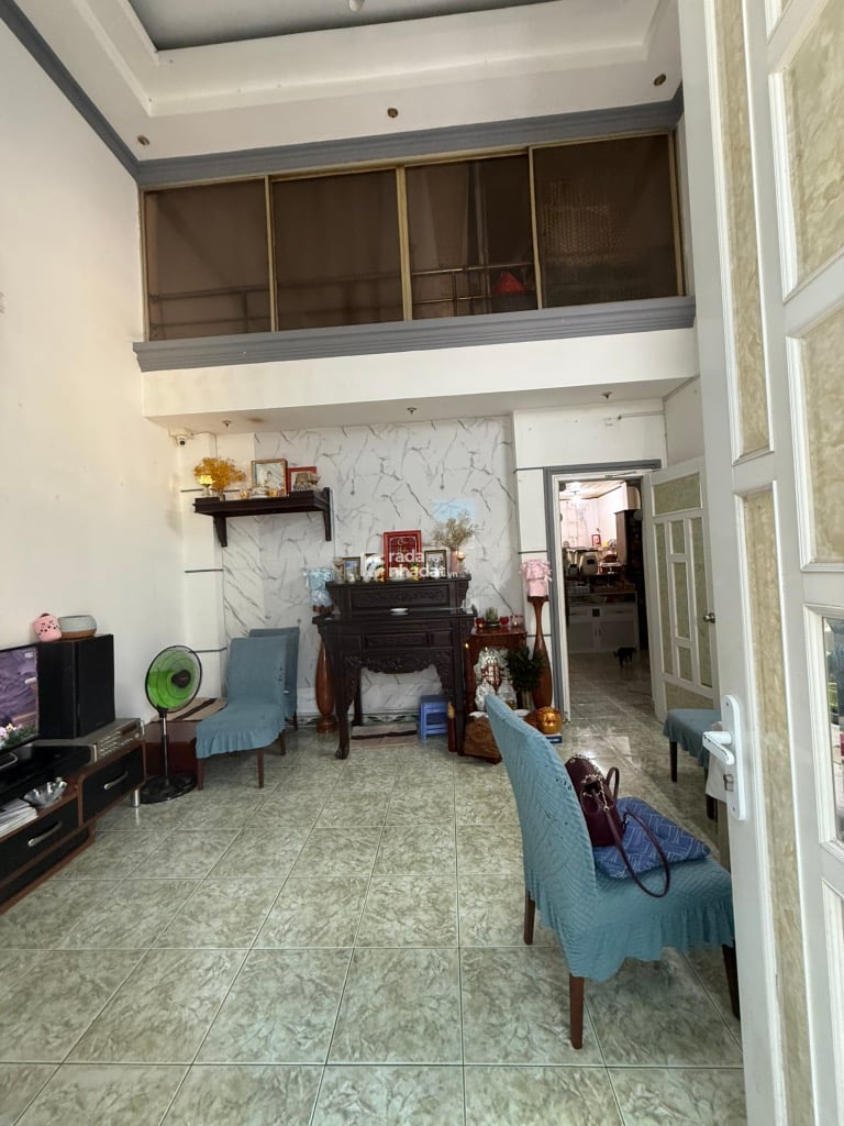 NHÀ 2 TẦNG BTCT, HXH, GẦN CẦU HIM LAM, 70M2, NGANG 6M, SHR, NHỈNH 5 TỶ