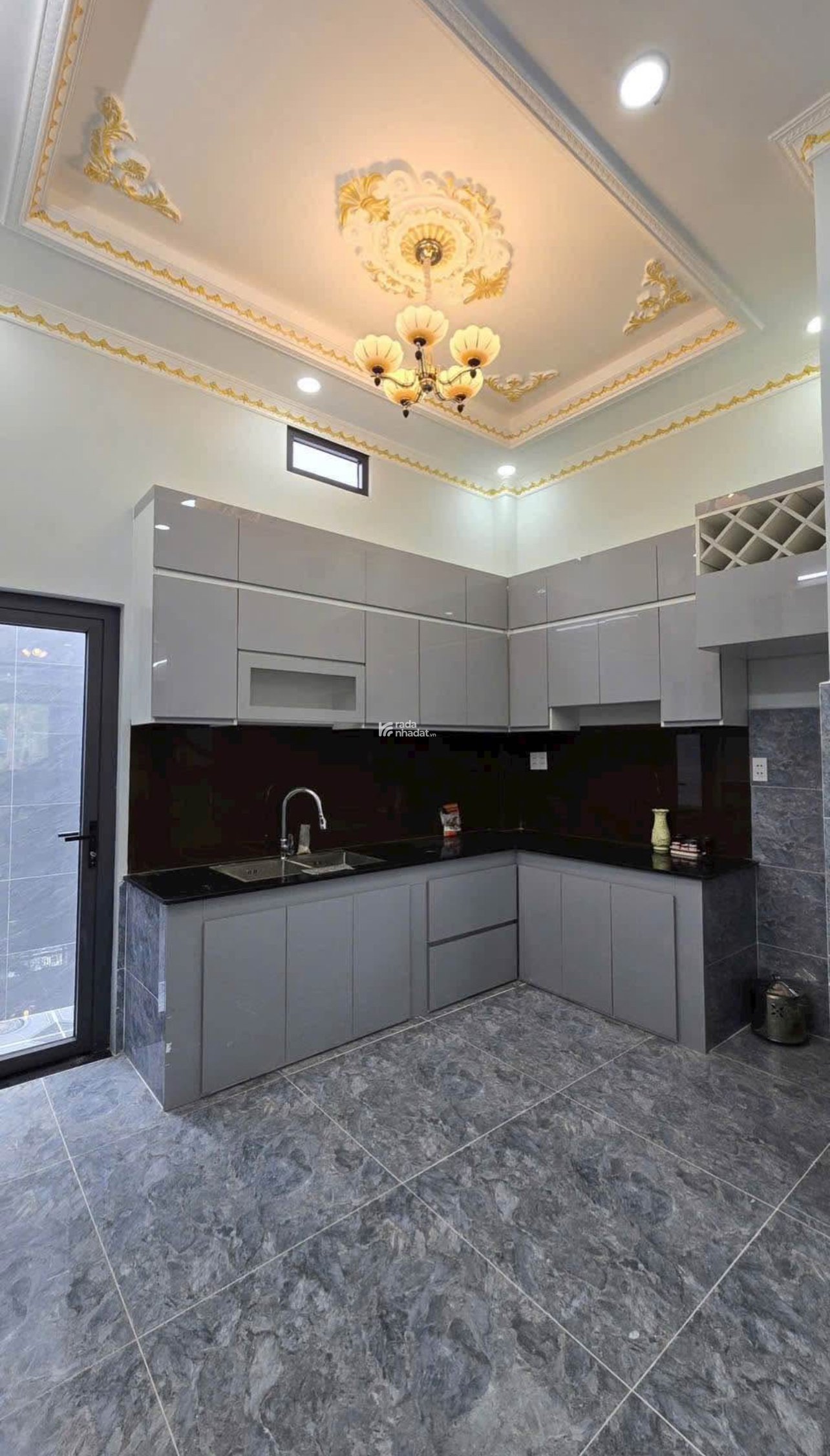 CHỦ CẦN TIỀN ! Chính chủ bán gấp nhà Trần Bình Trọng, Phường 3, Quận 5 giá chỉ 4 tỷ duy nhất. 