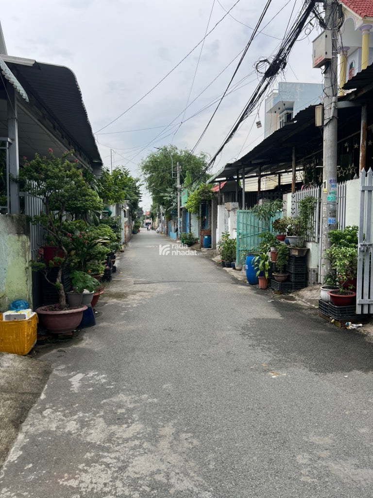 NHÀ 3T NGANG 5.7M, 180M Đ.PHAN ĐẠT ĐỨC CẠNH CHỢ, GX.LONG THẠNH MỸ CHỈ 11.3 TỶ(TL), CẠNH VINHOME Q9 