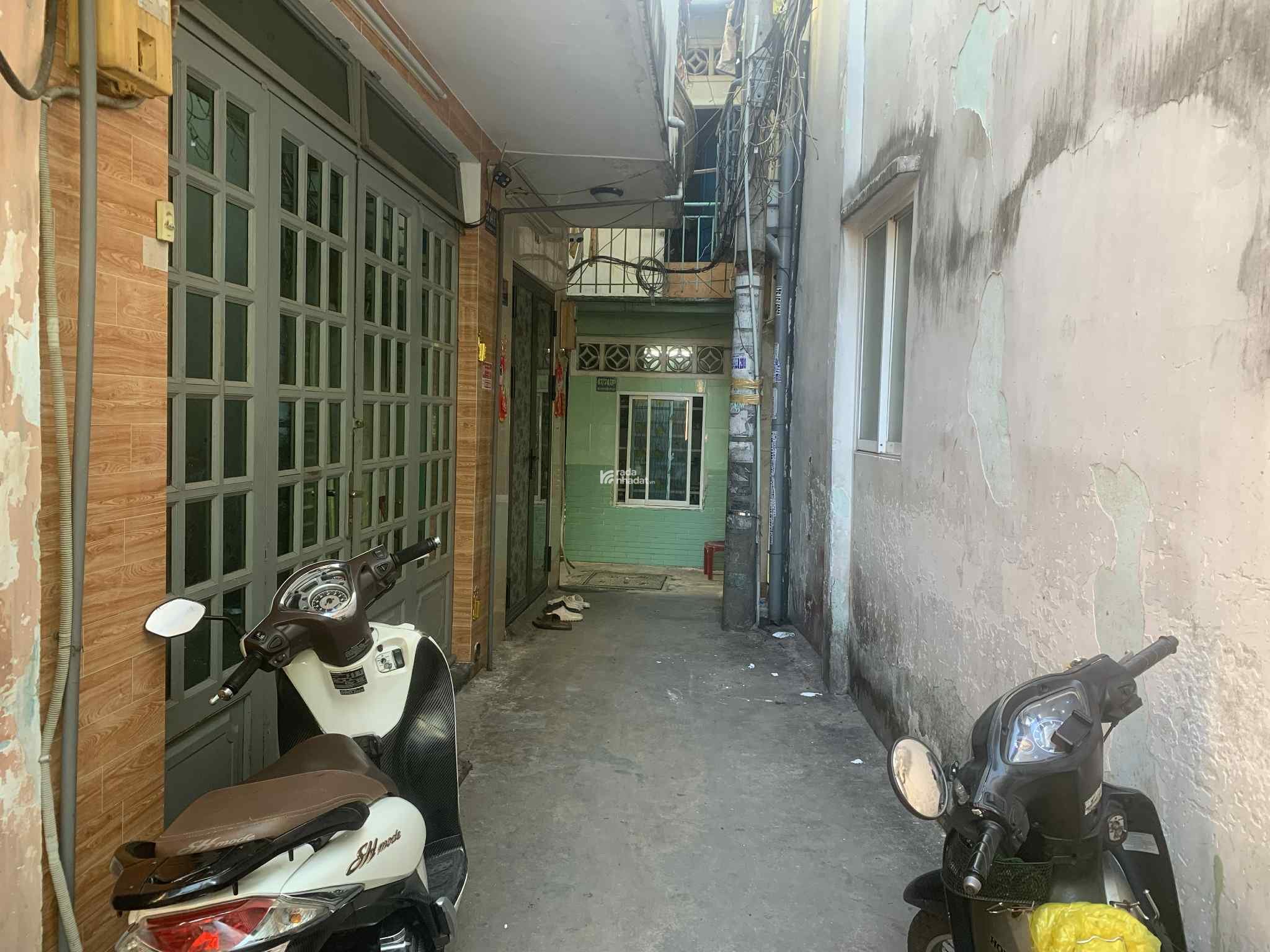 CHÍNH CHỦ BÁN NHÀ NHỎ DT 3,2 x 3,5, SỔ HỒNG RIÊNG, Q.11 (BỚT LỘC)