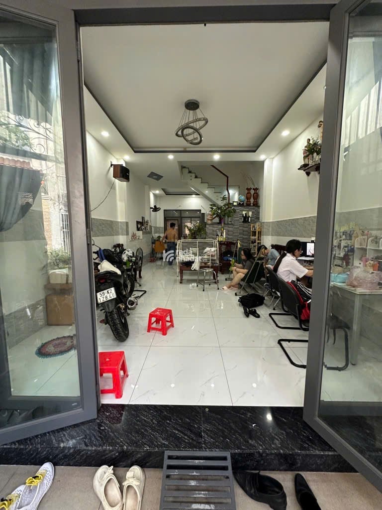 Bán Nhà Đường Tỉnh Lộ 10,Bình Trị Đông A,Bình Tân (4,5 x 14 x 2 Tầng) 5,6 Tỷ TL