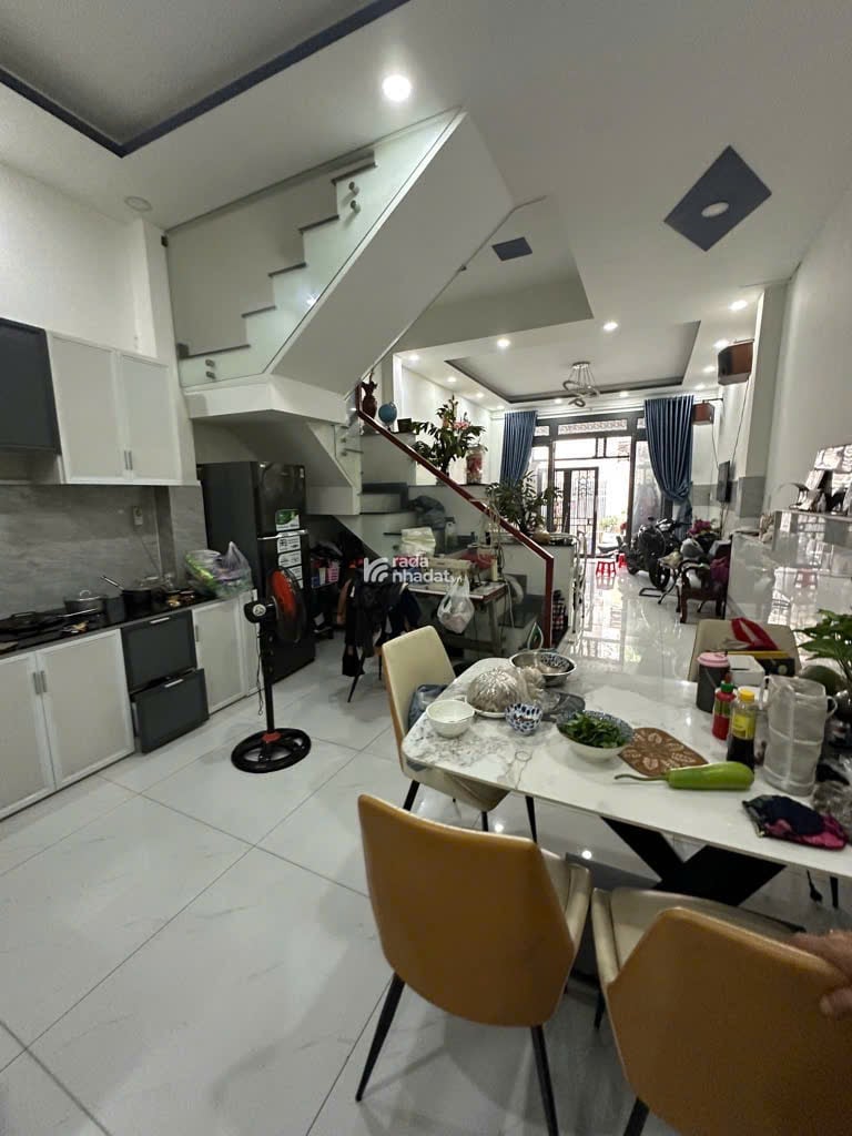 Bán Nhà Đường Tỉnh Lộ 10,Bình Trị Đông A,Bình Tân (4,5 x 14 x 2 Tầng) 5,6 Tỷ TL