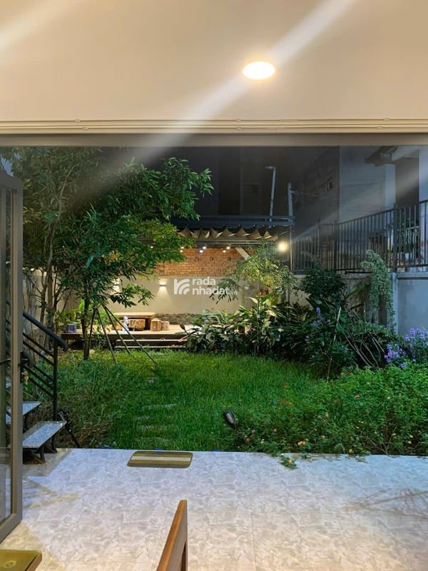 BIỆT THỰ SÂN VƯỜN - HẺM 8M - KHU PHÂN LÔ TOÀN BIỆT THỰ