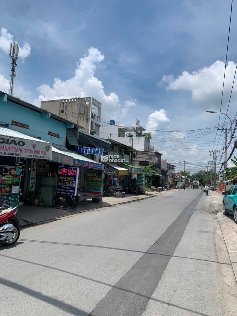 BÁN ĐẤT TẶNG HẺM XE TẢI 130M2 8.5 TỶ NGANG 4.5M KẾ CHỢ HỒ HỌC LÃM GẦN AEON TÊN LỬA 