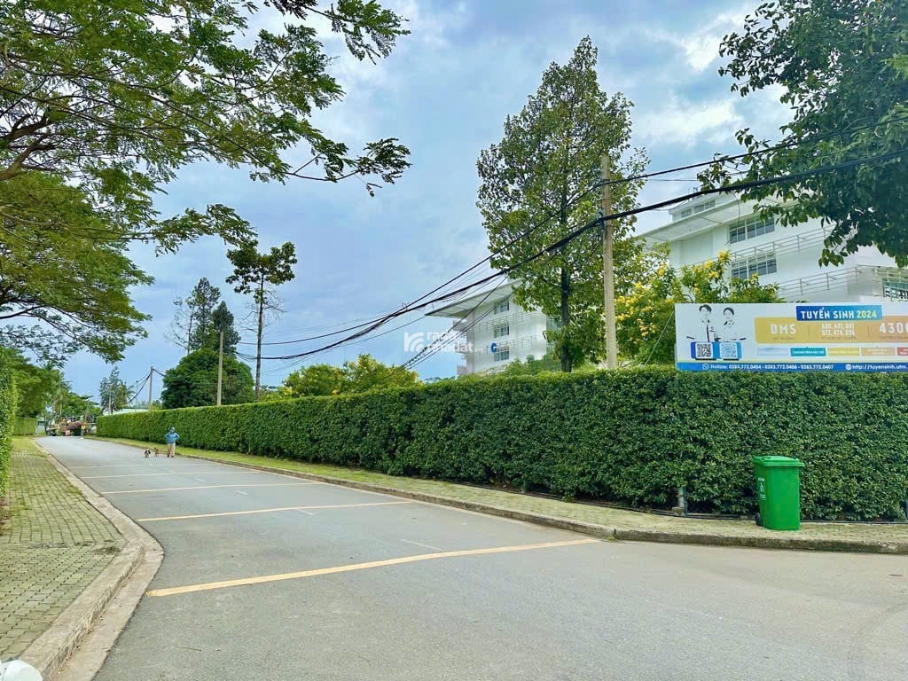 LÔ ĐẤT SIÊU VIP 76M2(NGANG 5,5M) NGAY ĐH TÀI CHÍNH MARKETING ĐƯỜNG XE HƠI QUAY ĐẦU CHỈ NHỈNH 3.5 TỶ