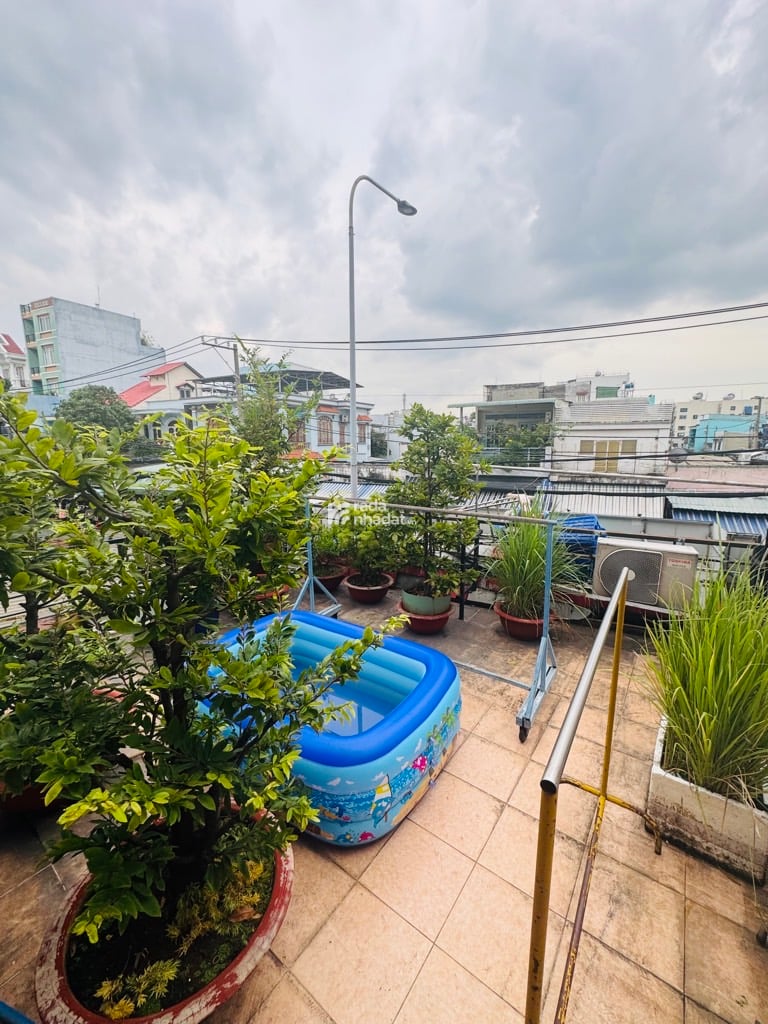 MẶT PHỐ CHỢ BÌNH TRỊ ĐÔNG - NGAY TÊN LỬA AEON MALL BÌNH TÂN