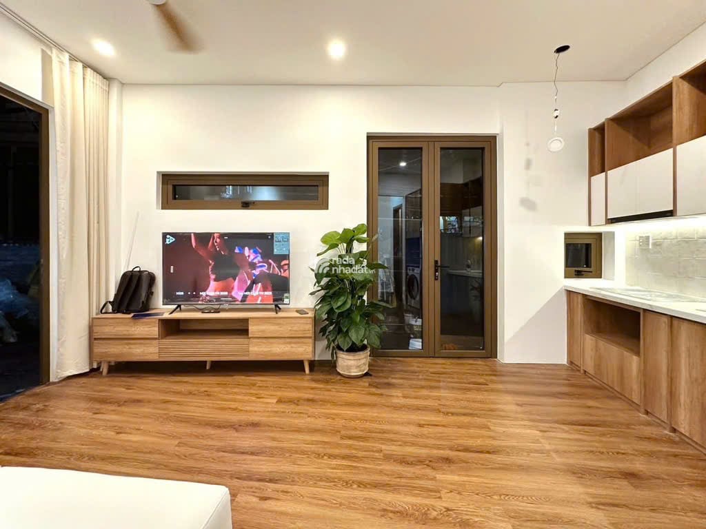 Giảm thêm 200 triệu - Bùi Đình Tuý  - Hẻm xe hơi đậu cửa - 30m2  - 2 tầng -4tỏi
