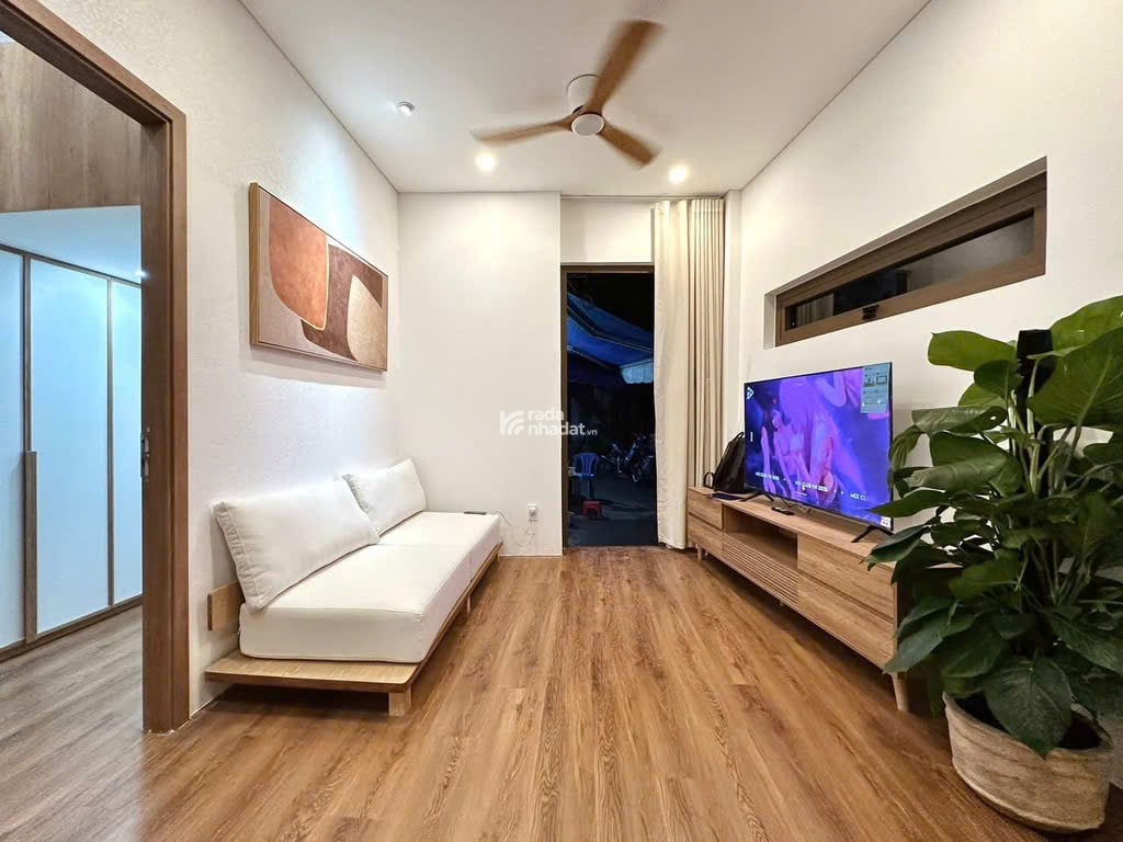 Giảm thêm 200 triệu - Bùi Đình Tuý  - Hẻm xe hơi đậu cửa - 30m2  - 2 tầng -4tỏi
