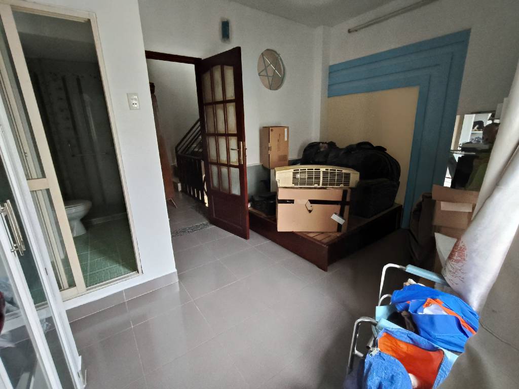  GẦN CHỢ BÀ CHIỂU - HXH THẲNG TRỤC - 2 MẶT HẺM - NGANG GẦN 5M - NHỈNH 10 TỶ 