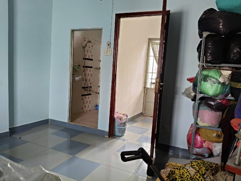  GẦN CHỢ BÀ CHIỂU - HXH THẲNG TRỤC - 2 MẶT HẺM - NGANG GẦN 5M - NHỈNH 10 TỶ 