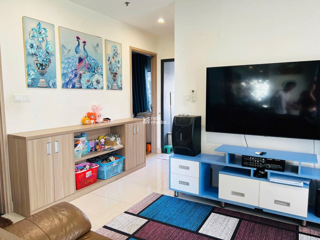 Bán căn 2 Phòng Ngủ  Vinhomes Grand Park full nội thất có sổ hồng giá 2,75 tỷ