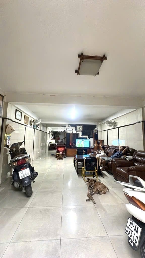 BÁN NHÀ ĐƯỜNG NĂM CHÂU -KHU BÀU CÁT- HXH DT :4.622. 110M2- 4 TẦNG -  GIÁ CHỈ 10.5 Tỷ