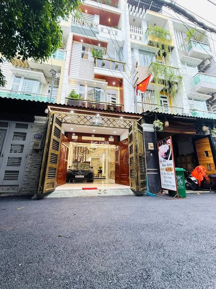 Bán nhà 126/2B Đường số 8 Phường 11, DT 4x16m, 1 trệt 3 lầu. Giá 8,6 tỷ TL