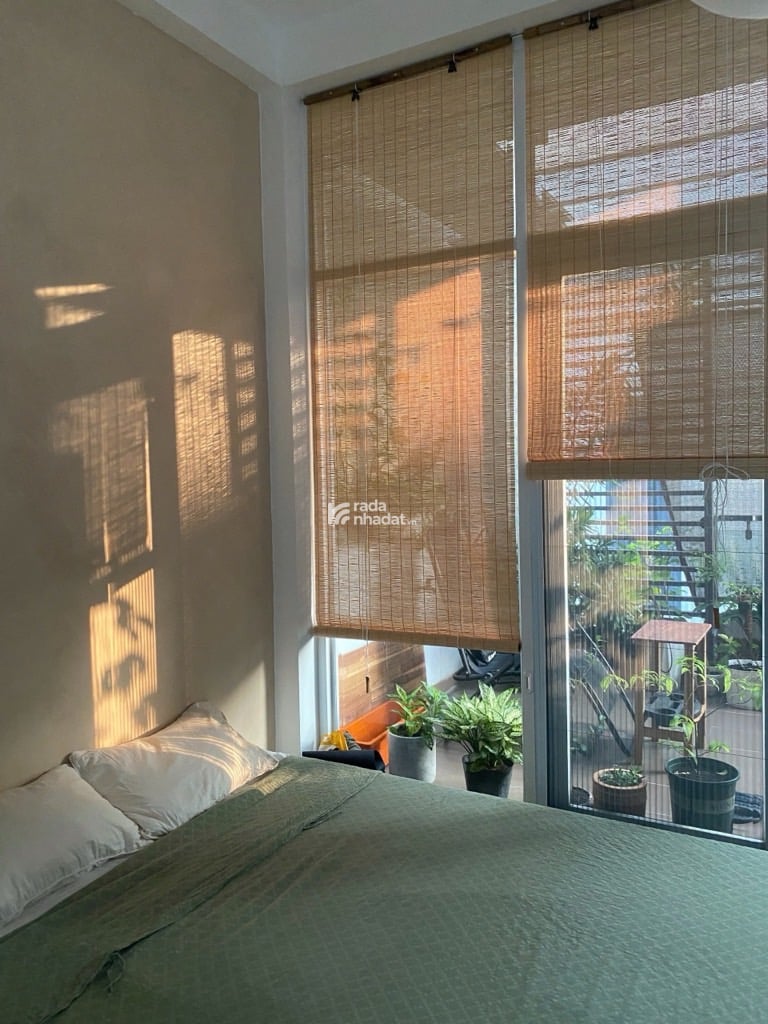 HẺM XE HƠI XÔ VIẾT NGHỆ TĨNH, BÌNH THẠNH, 60M2 MỚI Ở NGAY. GIẢM 350TR CHỈ 12.5T 