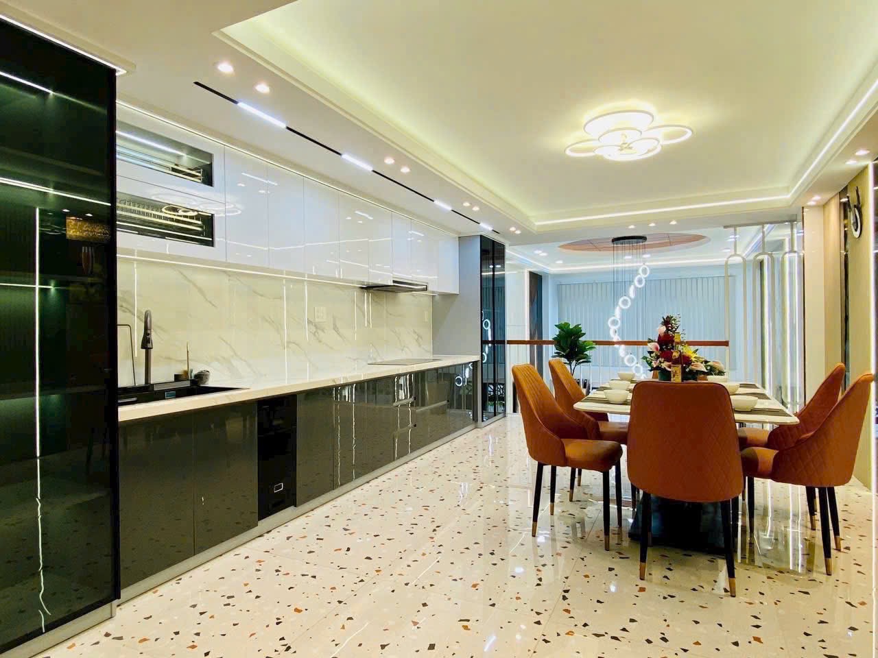 Cô Hồng BÁN NHÀ GẤP giá TỐT đường Nguyễn Duy Cung Q.Gò Vấp giá 4 tỷ 750  DT 56,5m2 P12 Q Gò Vấp HCM