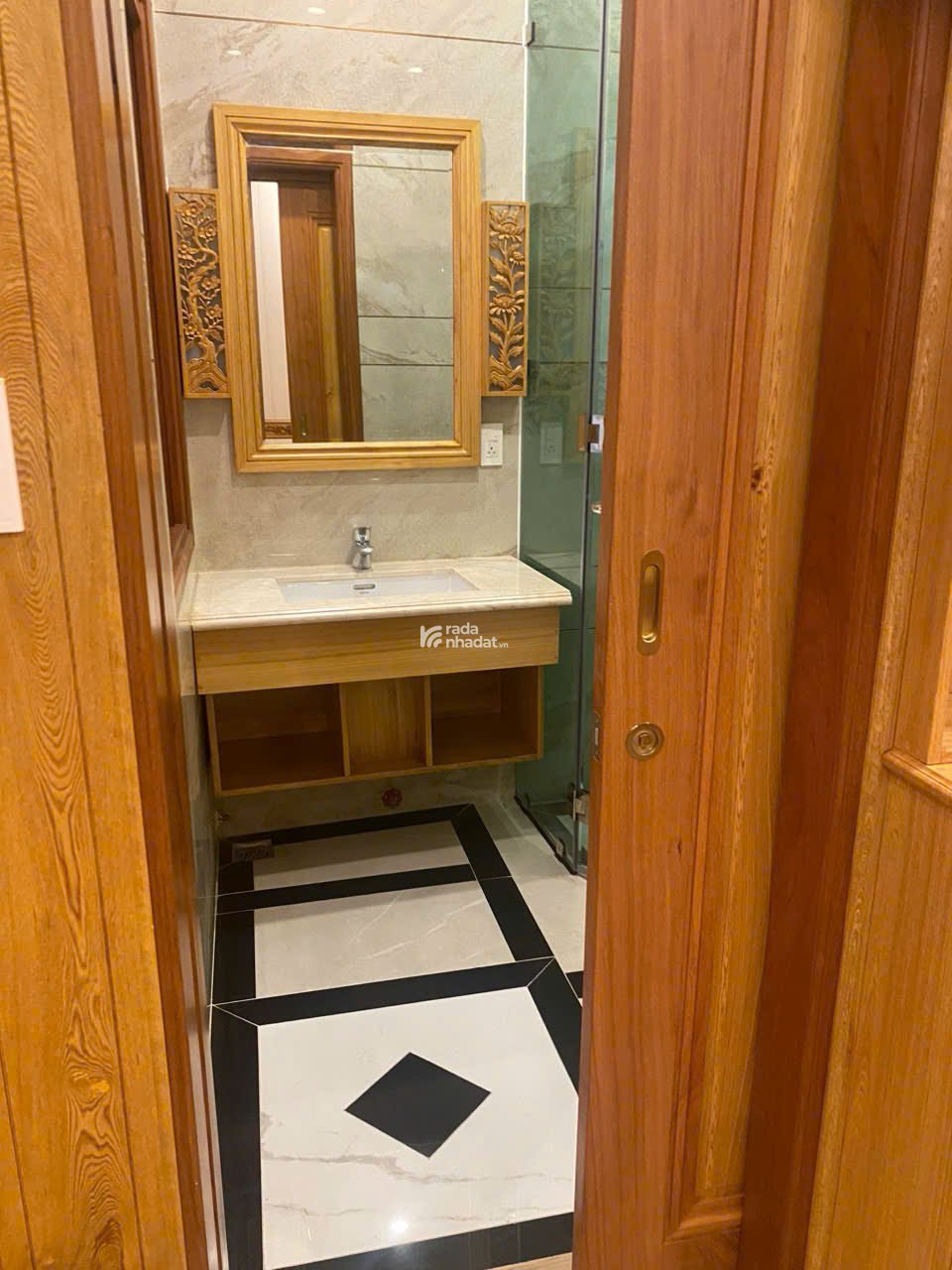 BÁN NHÀ HẺM VIP 449 SƯ VẠN HẠNH P12 QUẬN 10 - 14 TỶ