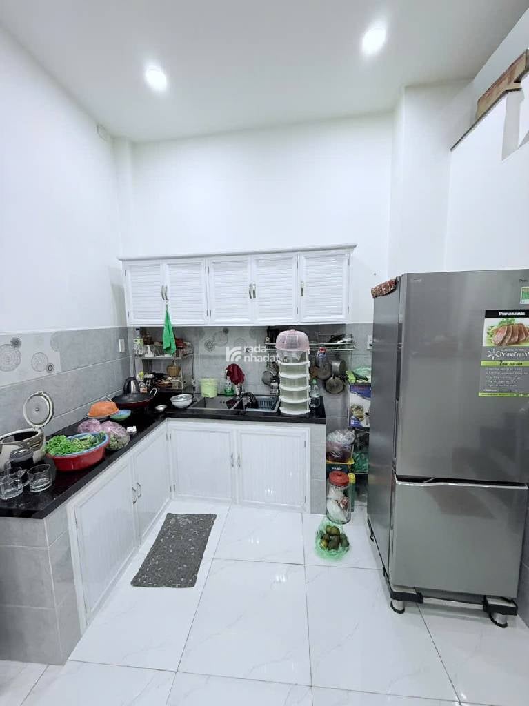 BÁN NHÀ KẾ CHỢ TÂN HƯƠNG 35M2 3.X TỶ NGANG 5M BTCT TÂN PHÚ 