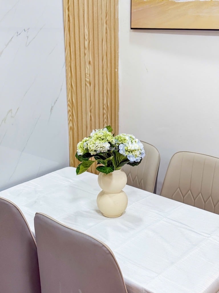 NGAY LANDMARK 81, NGUYỄN HỮU CẢNH, BÌNH THẠNH, MỚI Ở NGAY. GIẢM 350TR CHỈ 3.8T