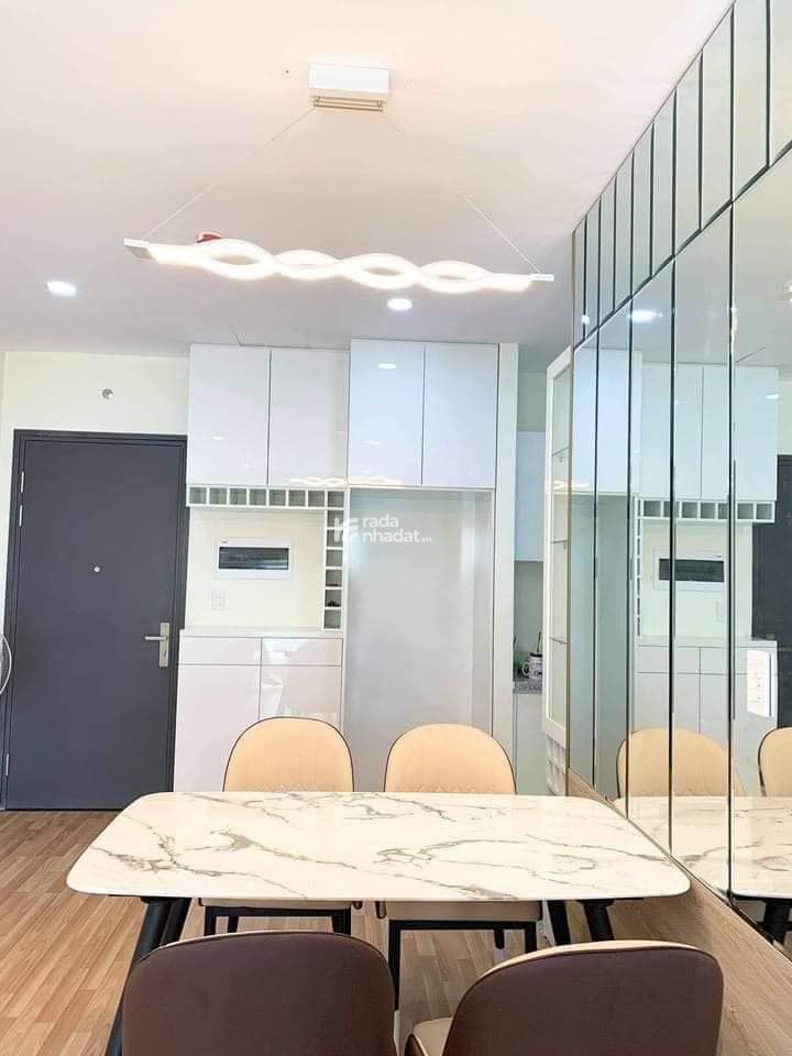 Cần bán căn hộ City Gate Tower Q8 2 phòng 2vs 73m2 nội thất 2t380 bao thuế phí