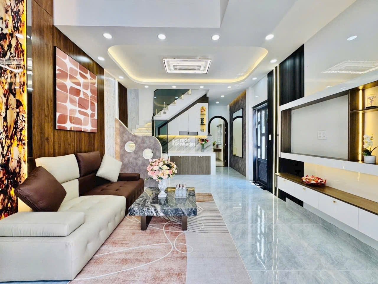 Cần xoay vốn bán gấp nhà 46m2, giá 2 tỷ 250 triệu đường Thống Nhất, P16, Gò Vấp