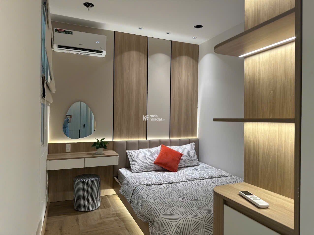 Bán nhanh căn hộ Sky garden 3, Phú Mỹ Hưng, Q7, dt 70m2, tk 3PN nhà mới đẹp, giá chỉ 5,7 tỷ 