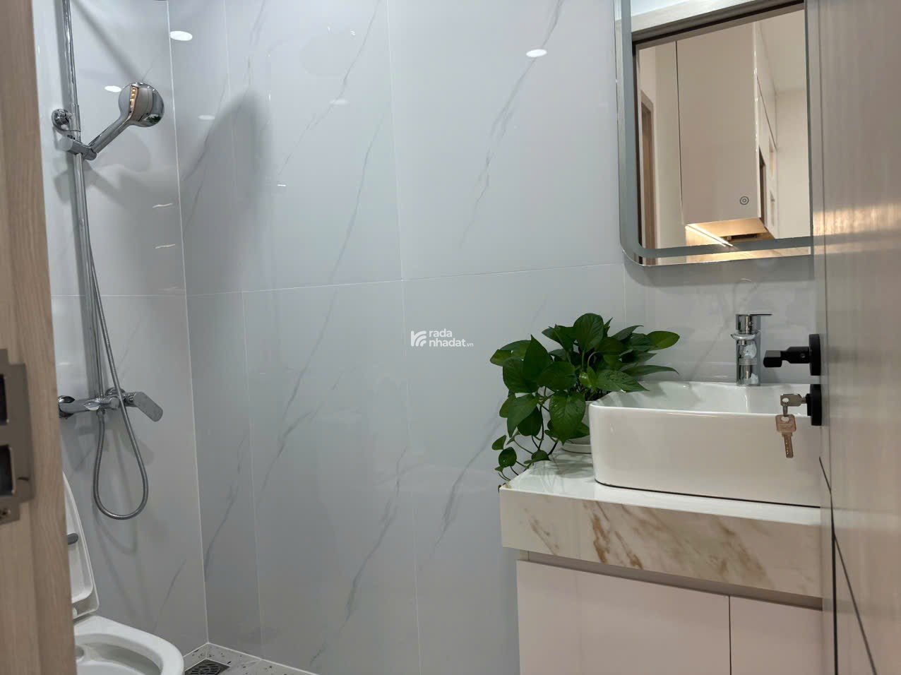 Bán nhanh căn hộ Sky garden 3, Phú Mỹ Hưng, Q7, dt 70m2, tk 3PN nhà mới đẹp, giá chỉ 5,7 tỷ 