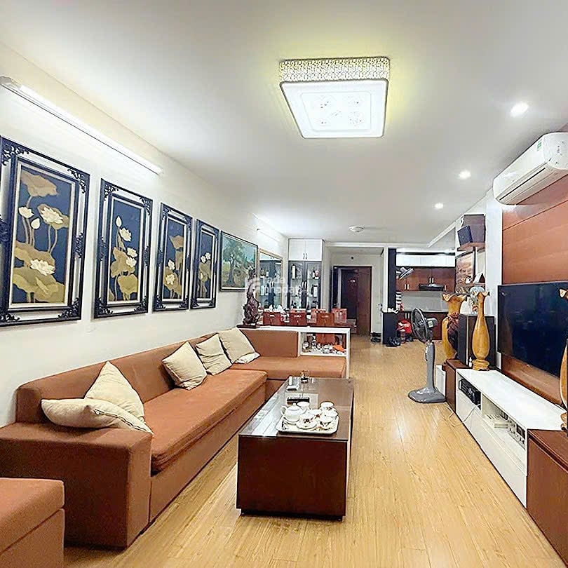 BÁN TẬP THỂ NGHĨA TÂN, TẦNG 1, GẦN NGÕ 106 NGUYỄN PHONG SẮC, OTO ĐỖ CỬA, FULL NỘI THẤT
