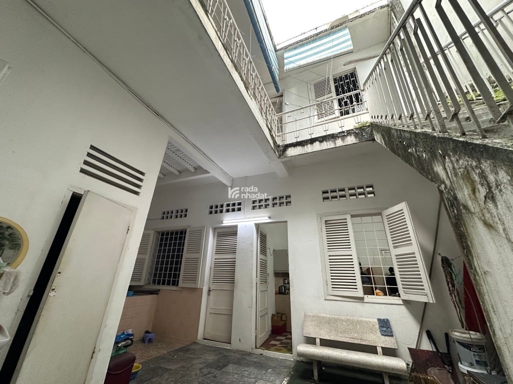 Bán Biệt thự xưa Tân Định - 200m2 nở hậu - Võ Thị Sáu Quận 1