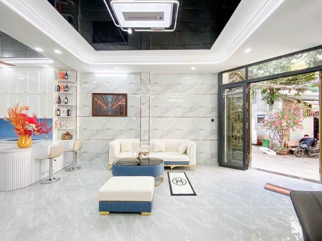 Siêu phẩm 5 tầng HXH Hoàng Xuân Hoành, 60m2, 6.6x11, 5PN, full nội thất, chỉ 8.6 tỷ