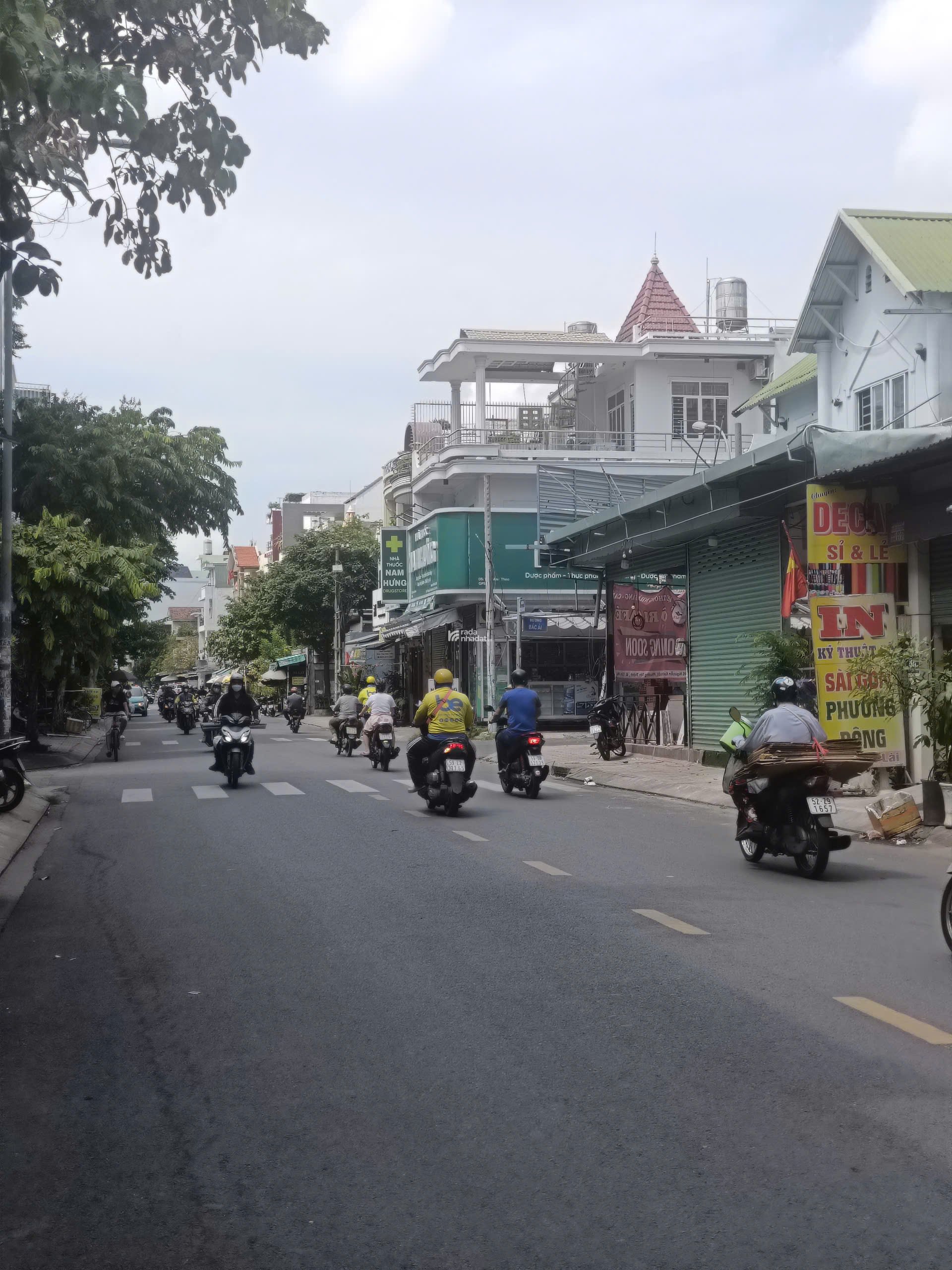 Bán nhà HXH 7m  đường Thoại Ngọc Hầu. Q Tân Phú. DT: 4x22.(88m2) . Giá: 8,8 Tỷ TL