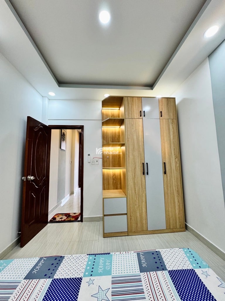 NGAY SÂN BAY, HXH TRƯỜNG SA, TÂN BÌNH, 36M2 CÓ KC Ở NGAY. GIẢM 350TR CHỈ CÒN 6.5T TL TL 
