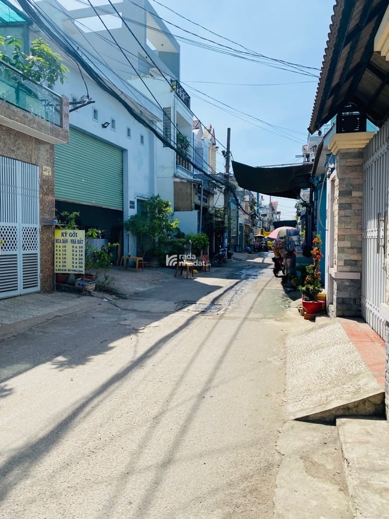 BÁN NHÀ LIÊN KHU 4 5 110M2 3 TẦNG 6.9 TỶ HẺM XE HƠI BÌNH TÂN 