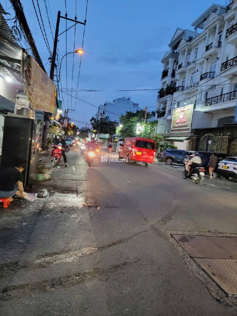 HẺM 6M ĐẸP. HOÀNG BẬT ĐẠT, TÂN BÌNH, 38M2 CÓ KẾT CẤU Ở NGAY. GIẢM 550TR CHỈ 4.7T TL 