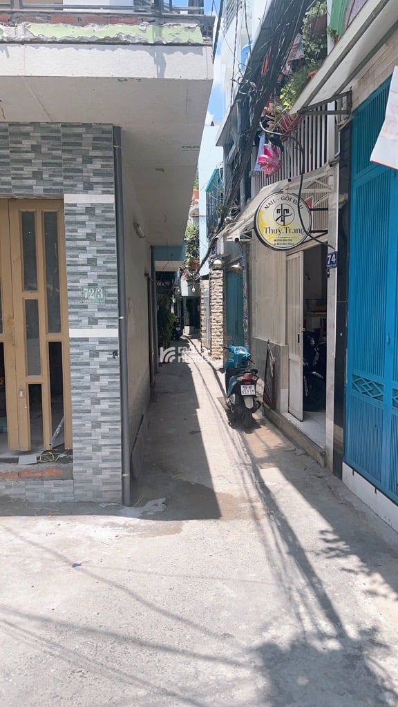 BÁN NHÀ ĐƯỜNG ĐÔNG HỒ, SÁT CHỢ PHẠM THẾ HIỂN, QUẬN 8, 25M2