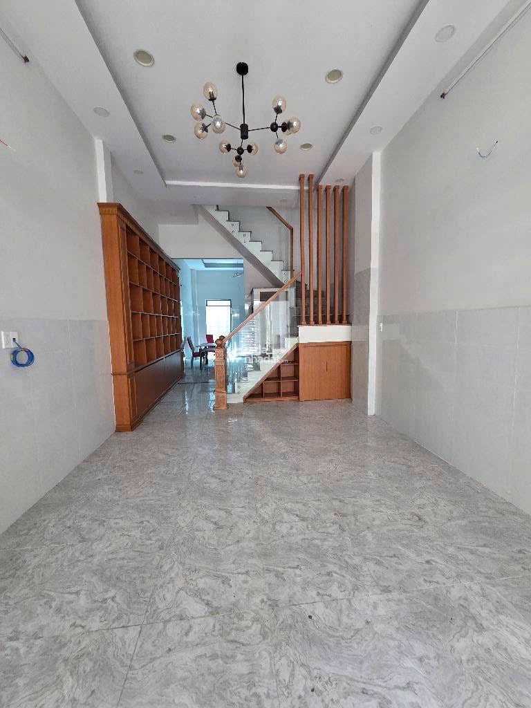 Nhà Mới Tinh 4Tầng ST 5PN, 4x17m, Đường Nhựa 7m Thông, Oto Ngủ Nhà, Ngay Chợ LK56