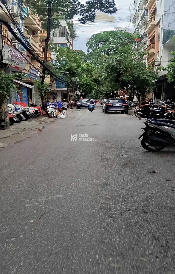 7 TẦNG THANG MÁY - LÔ GÓC NGÕ Ô TÔ - HÀNG XÓM KĐT NAM CƯỜNG - 18 PKK FULL ĐỒ - 18.5 TỶ